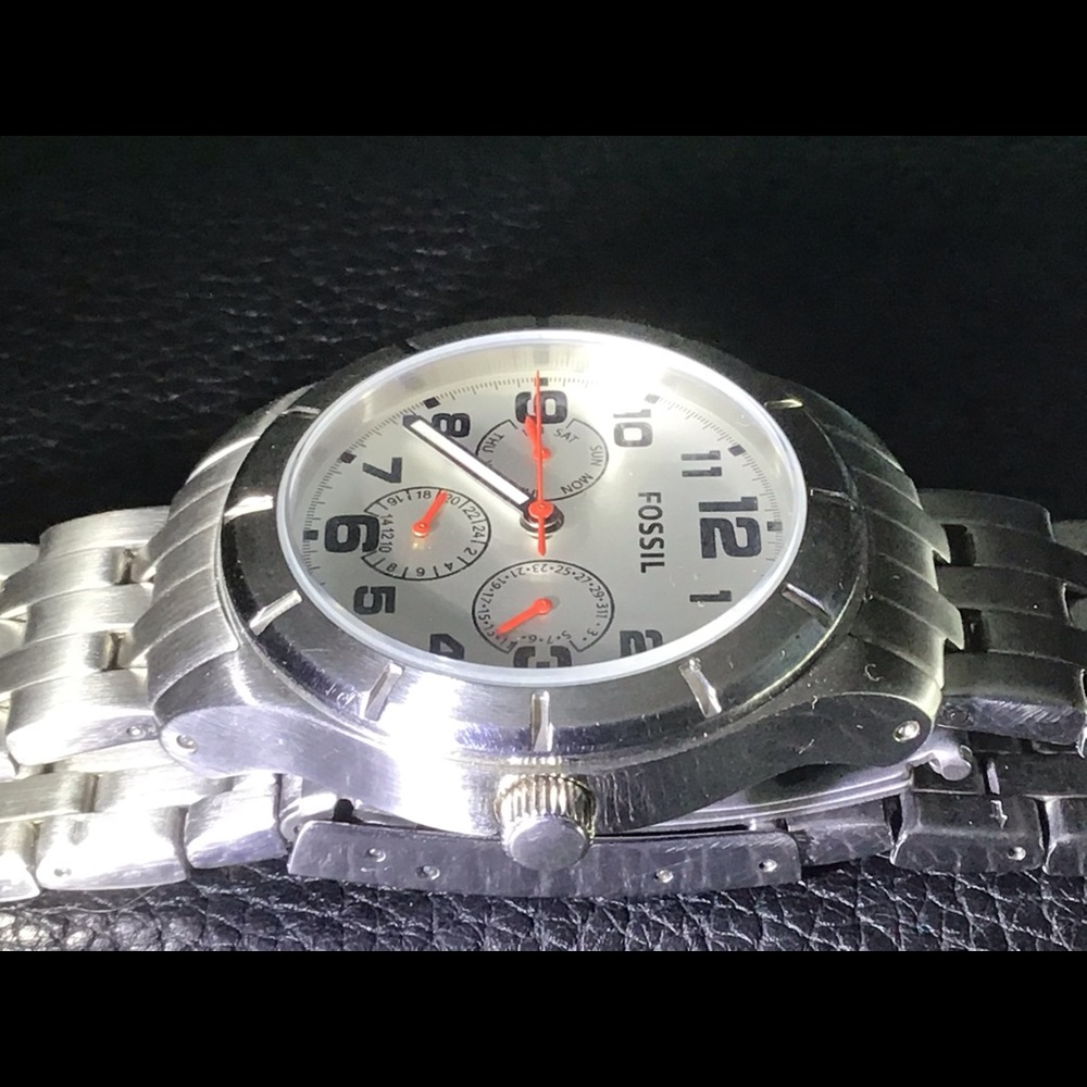 Fossil Multifunction - image 5